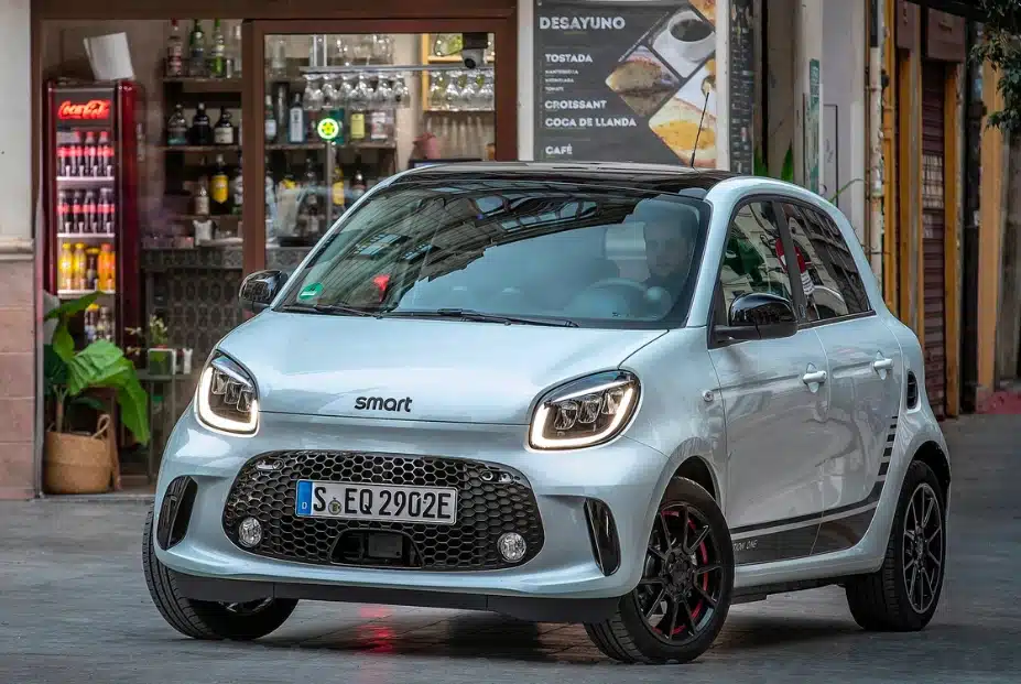 Smart EQ Forfour: price, pictures & specs - Beev